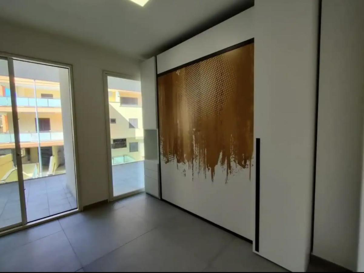 Modern And Spacious Appartement With Beach View. Gallipoli Εξωτερικό φωτογραφία
